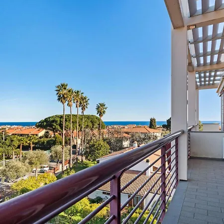 Pleasant In Diano Castello With Terrace *