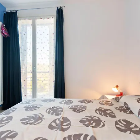 Pleasant In Diano Castello With Terrace Appartement